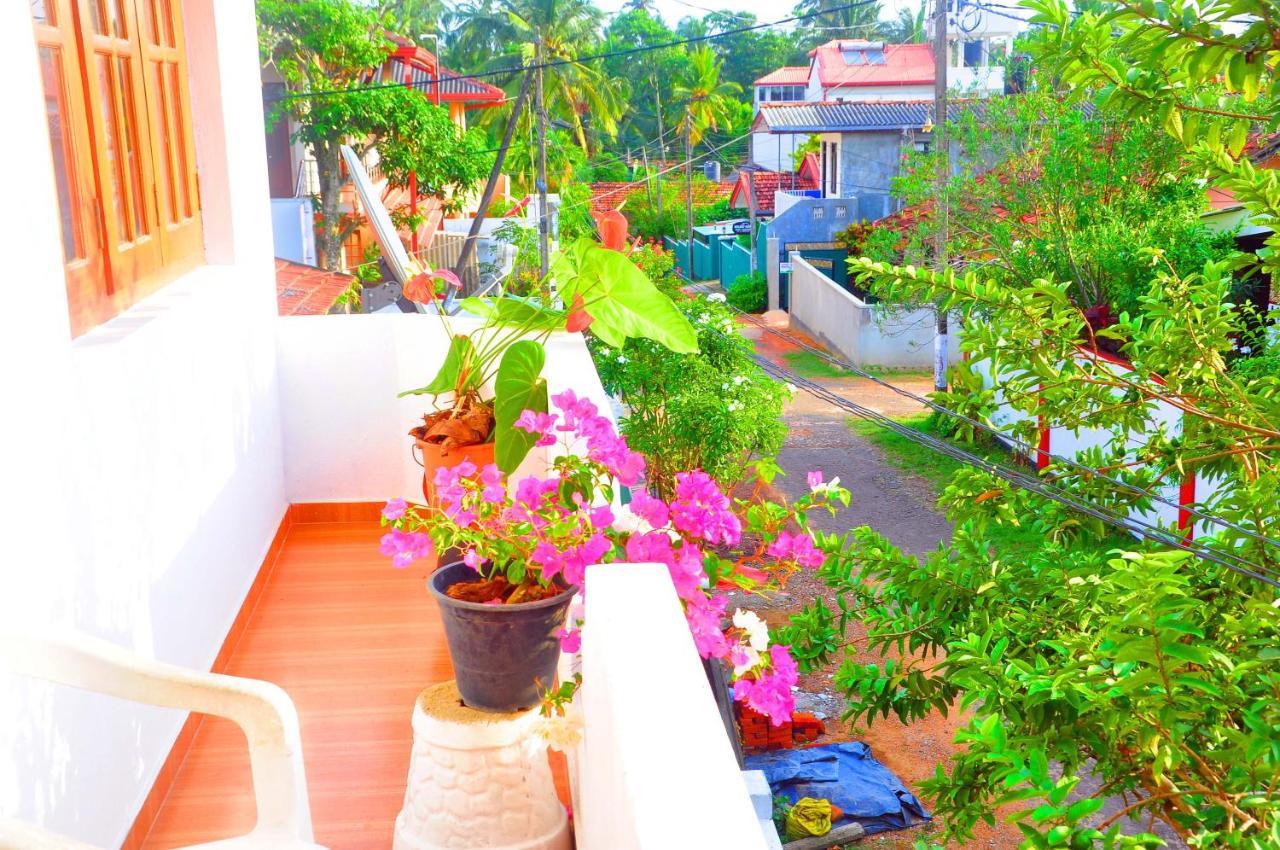 Senero House Hotell Bentota Exteriör bild